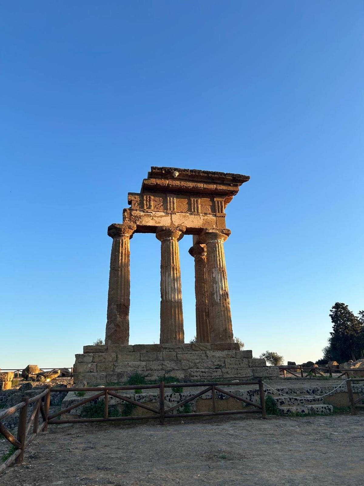 La Dimora Degli Scrittori Διαμέρισμα Πόρτο Εμπέντοκλε Εξωτερικό φωτογραφία